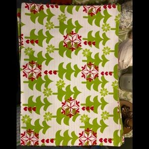 Pier 1 Imports  VGUC CHRISTMAS placemats (6)